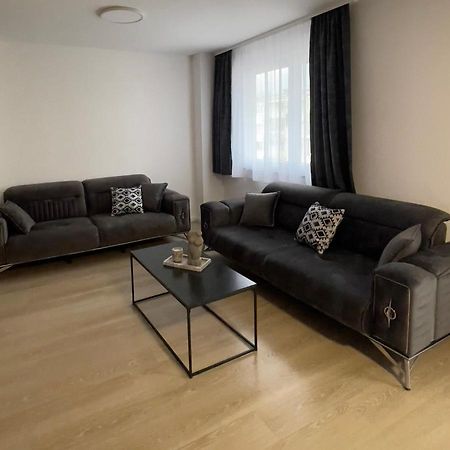 Apartman Lux Apartment Zepce ภายนอก รูปภาพ